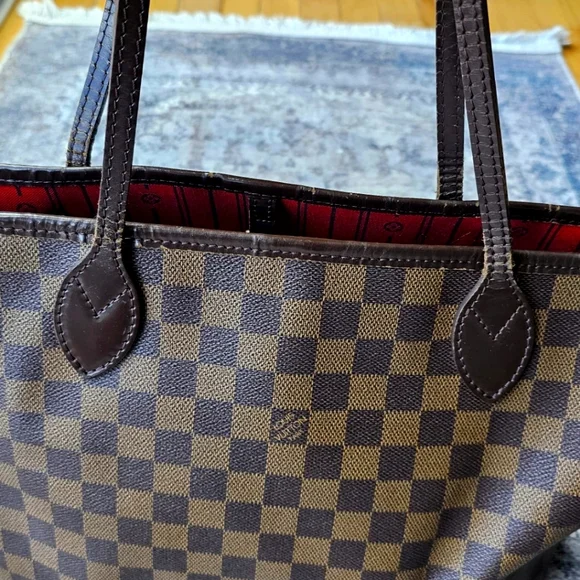 Louis Vuitton Damier Ebene Neverfull MM - Picture 3 of 6